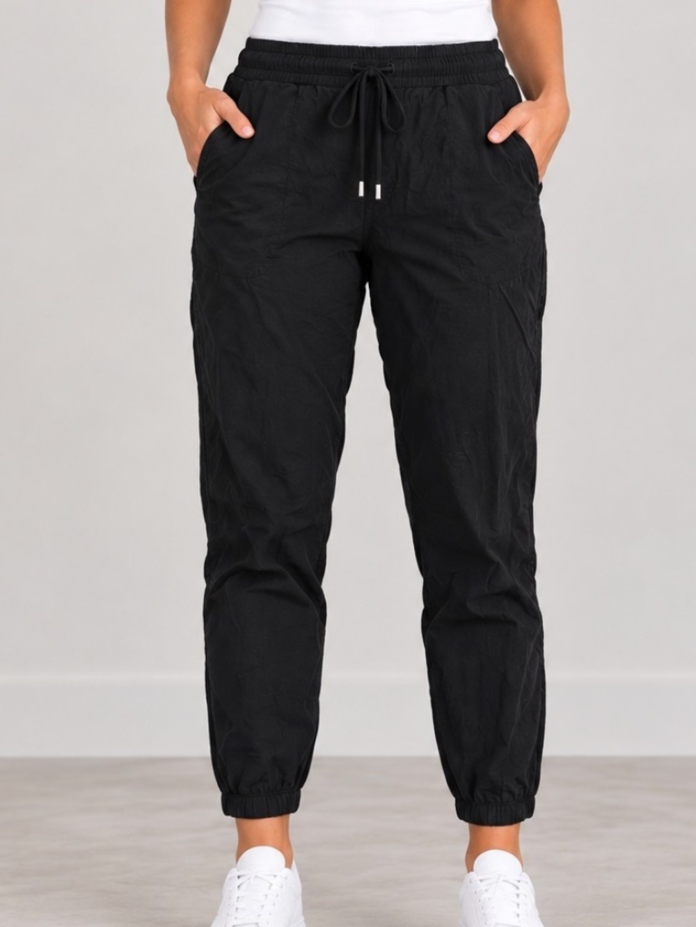 Dynamite Joggers Womens Size Small Black Ankle Cuff Athleisure Drawstring Capsul
